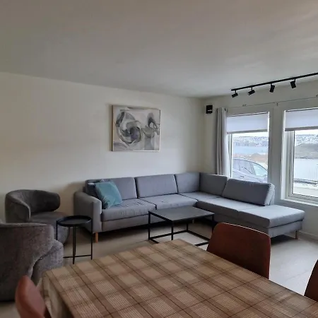 Lägenhet Newly Built With Parking Tromsø